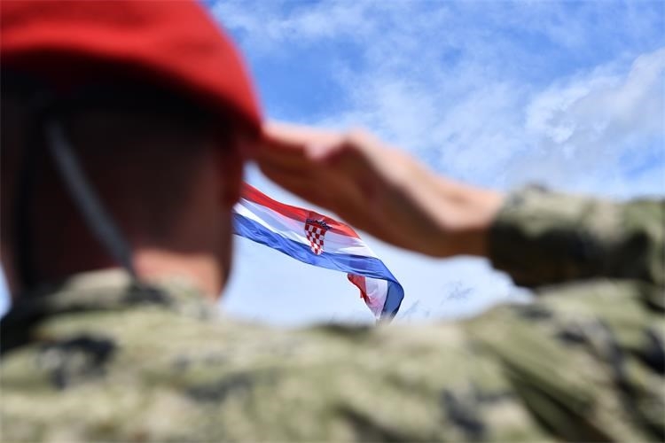Čestitka za Dan pobjede i domovinske zahvalnosti i Dan hrvatskih branitelja
