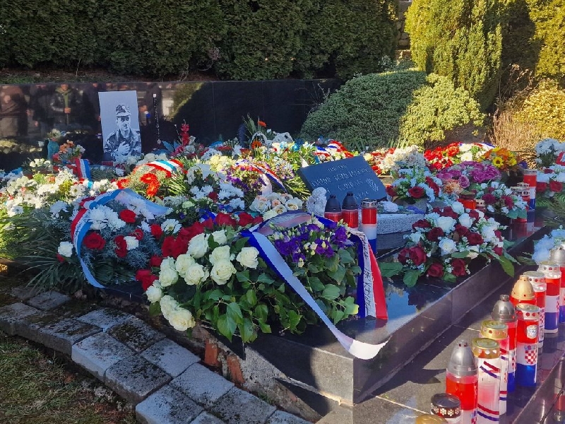 U KRIVOM PUTU OBILJEŽENA 32. OBLJETNICA POGIBIJE HEROJA DOMOVINSKOG RATA DAMIRA TOMLJANOVIĆA – GAVRANA